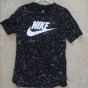 Nike Tee